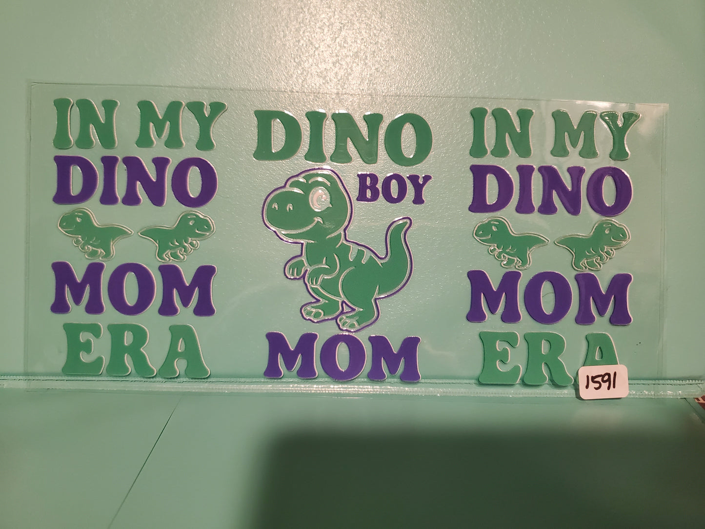 Dino mom era 1591