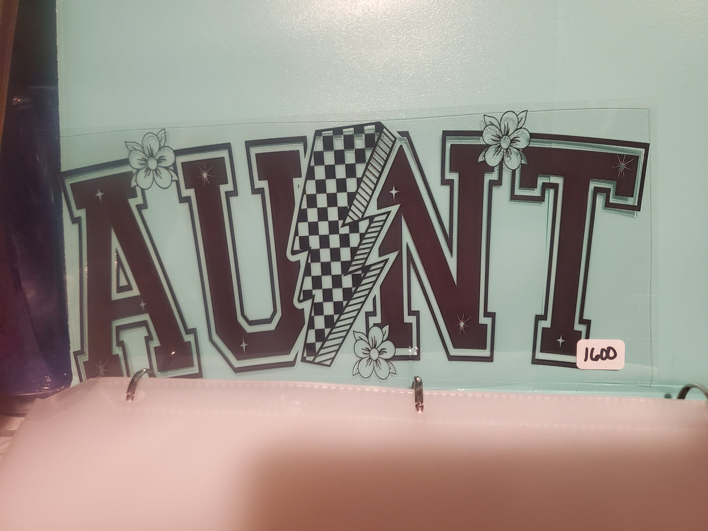 Aunt 1600