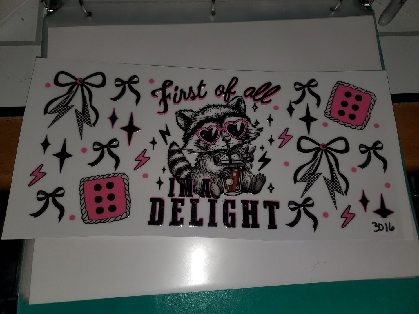 First of all, I'm a Delight 40oz. 3016