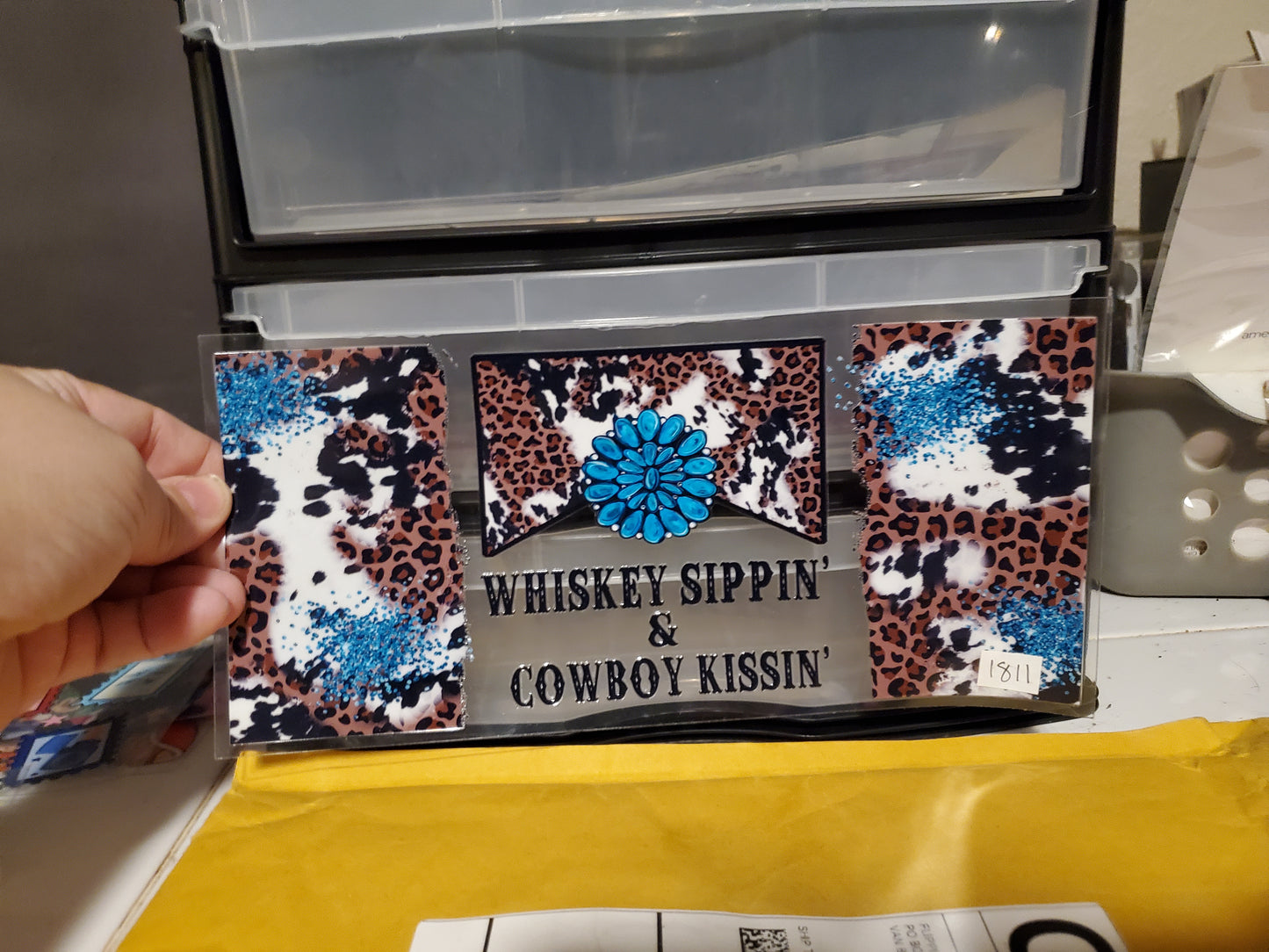 Cowboy Kissin 1811