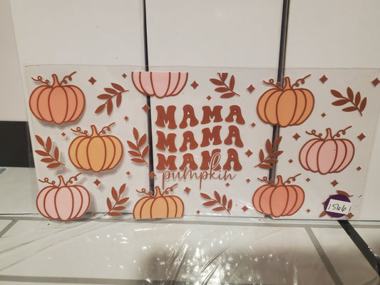 Mama Pumpkin 1566