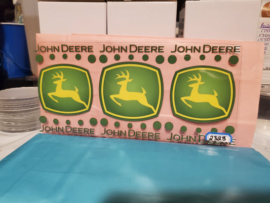 John Deer 2323